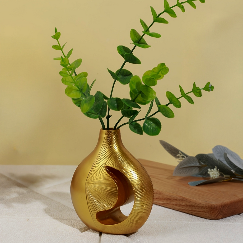 Resin Crescent Shape Vase