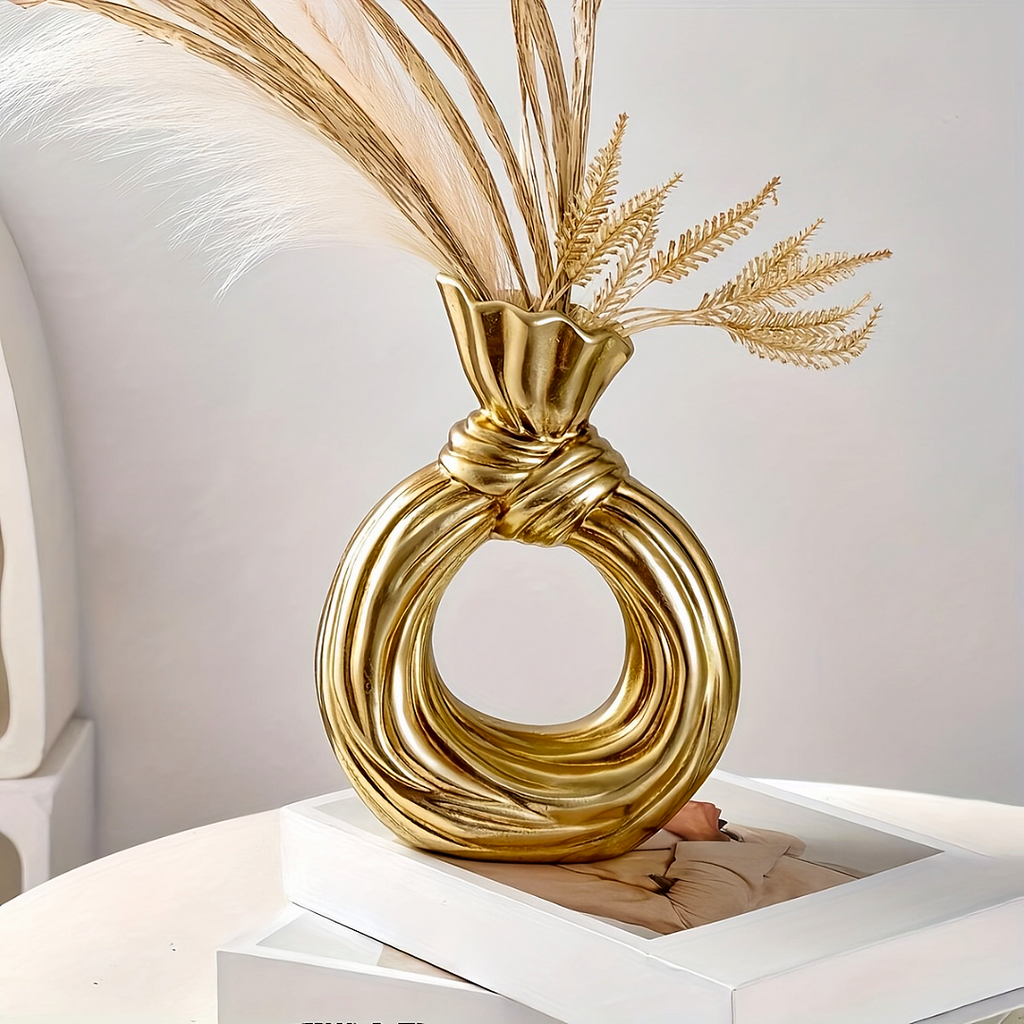 Aura Knot Vase