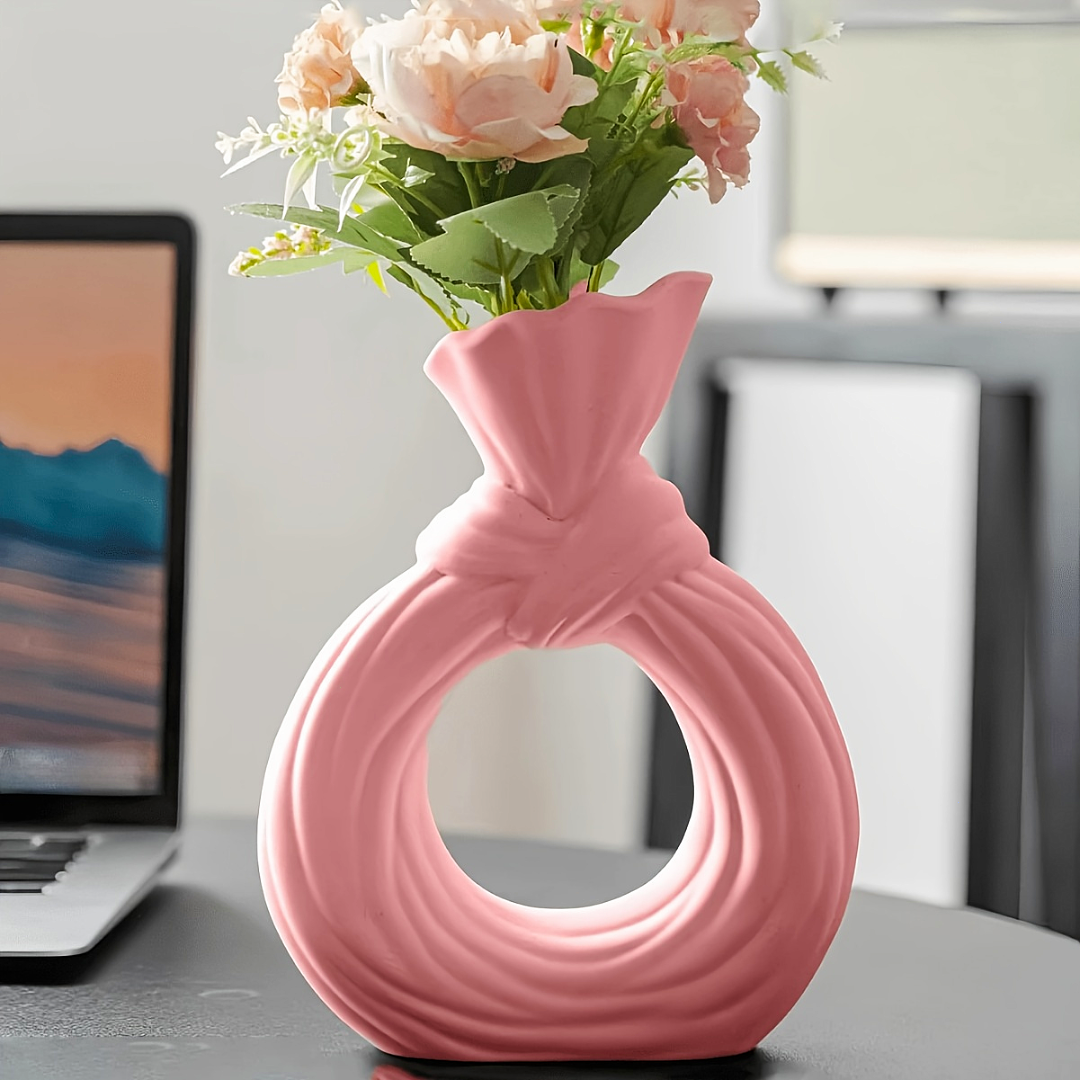 Aura Knot Vase